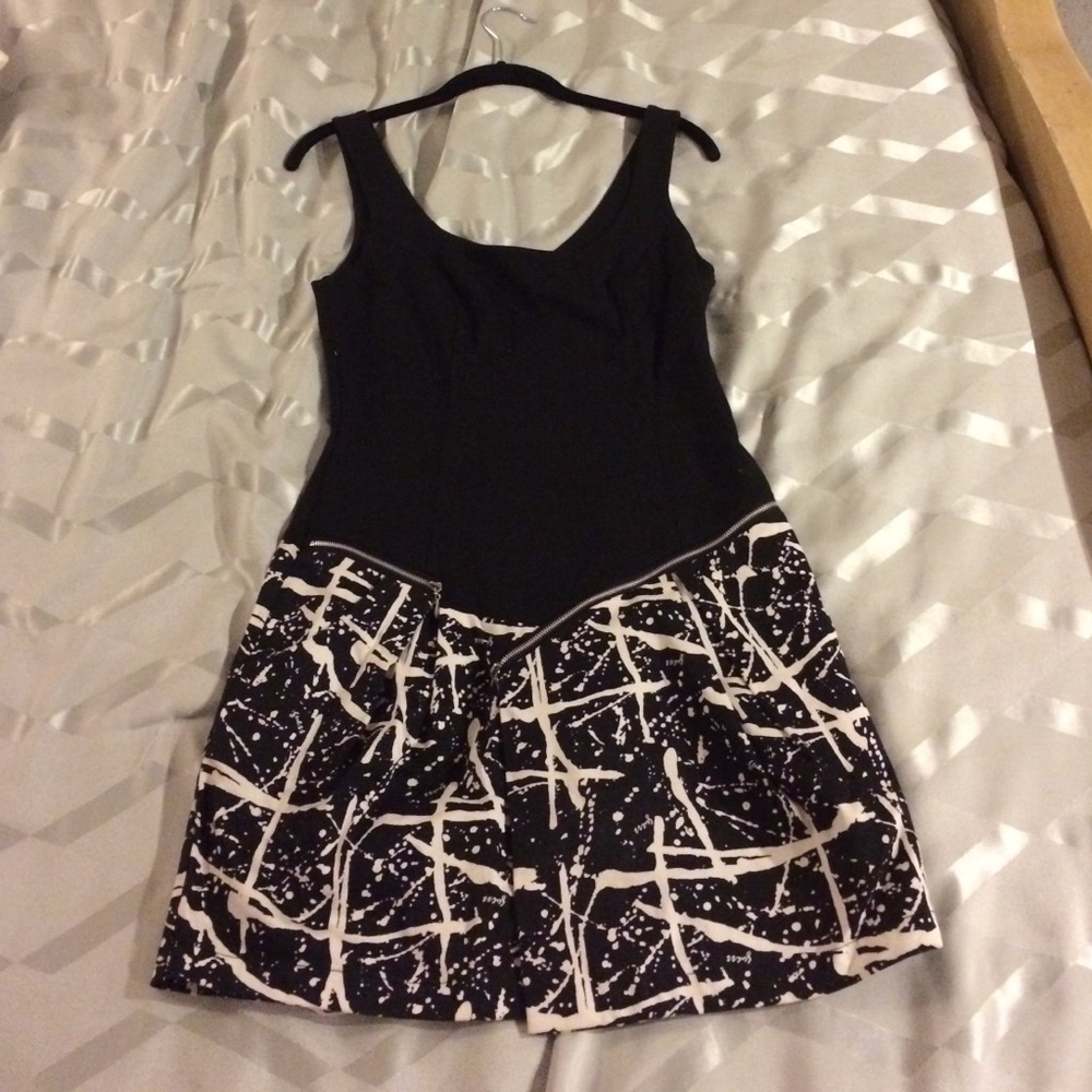 Guess dress size 9